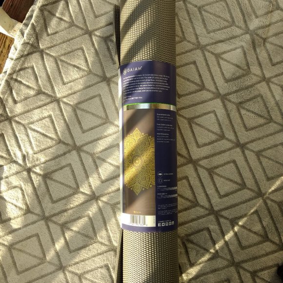 Yoga Mat Gaiam - Picture 4 of 6